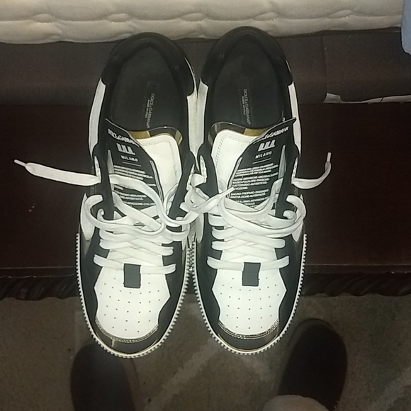 Men Shoes - Picture 3 of 3